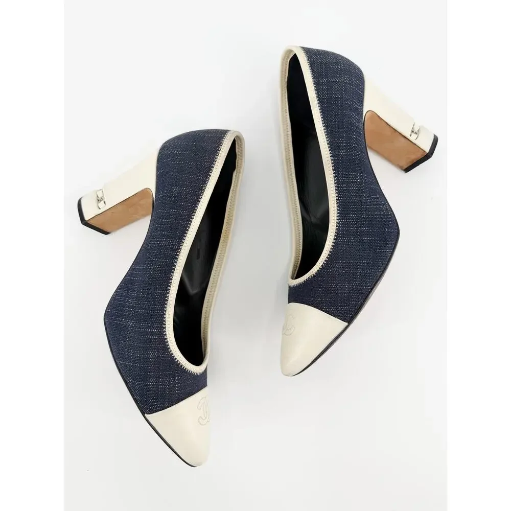 Chanel Chain Heel CC Denim Cap Toe Black Ivory Navy Pumps Block Heel 39 Box